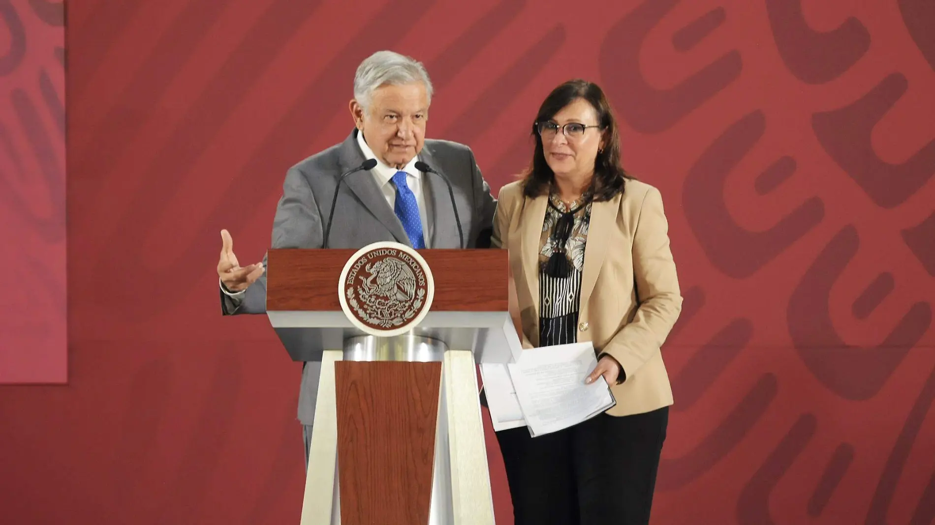 AMLO y Rocío Nahle